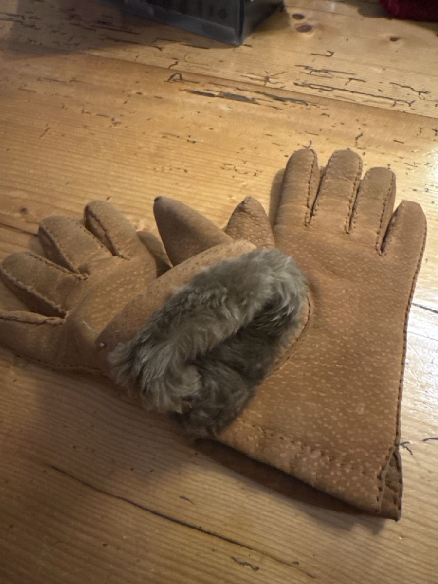 Handschuhe & Handstulpen: Lederhandschuhe gefüttert M – Gebraucht aus Zollikon von rose59 2