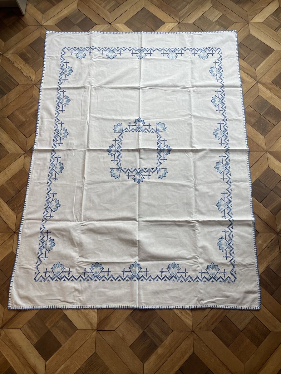 Altra biancheria da tavola: Tischdecke bestickt, ca. 115x156cm – Usato da Gockhausen venduto da AnneT07 1