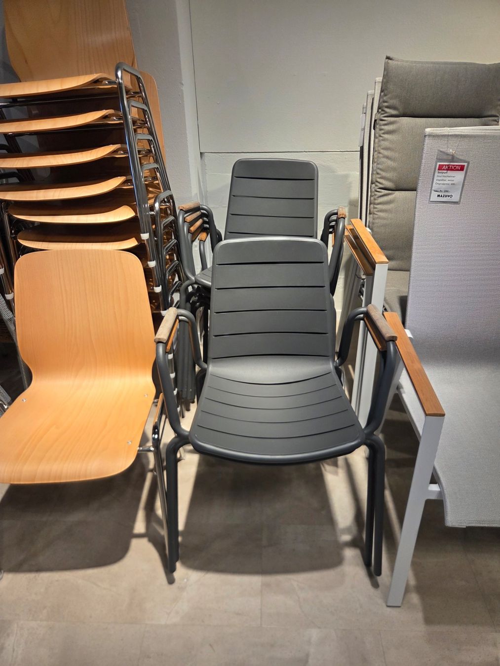 Sessel: Cinas Parc Arm Sessel – Gebraucht aus Volketswil von Mazuvo8604