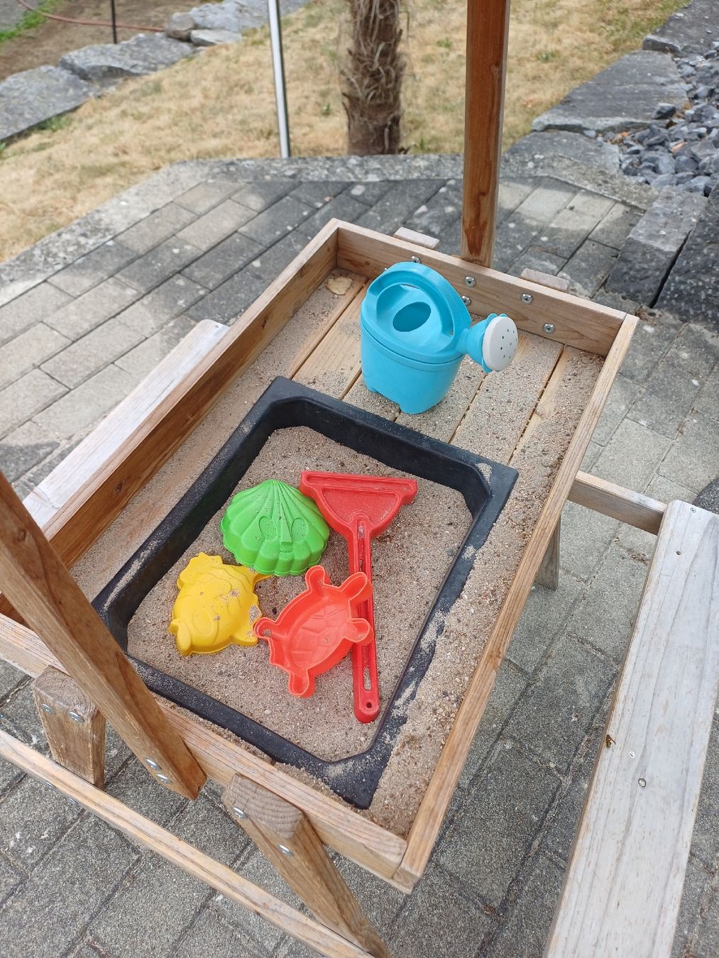 Sandkasten: Sandkasten mit Dach und Bänken gebraucht – Gebraucht aus Egolzwil von arn_njp7 1