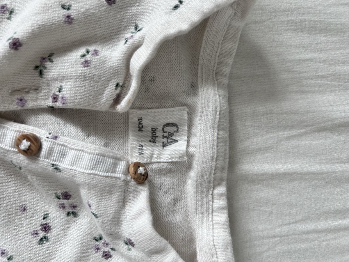 C&A Jacken & Mäntel: Blumen Jäckli Gr 104 – Gebraucht aus Rifferswil von nahug 2