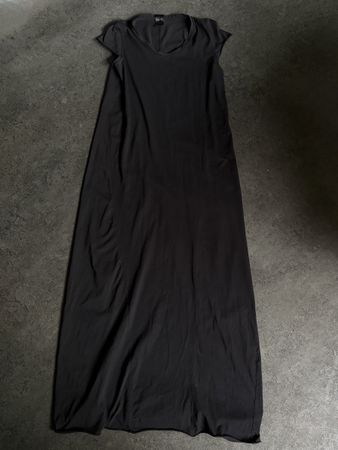 serien°umerica Kleid Grösse 42