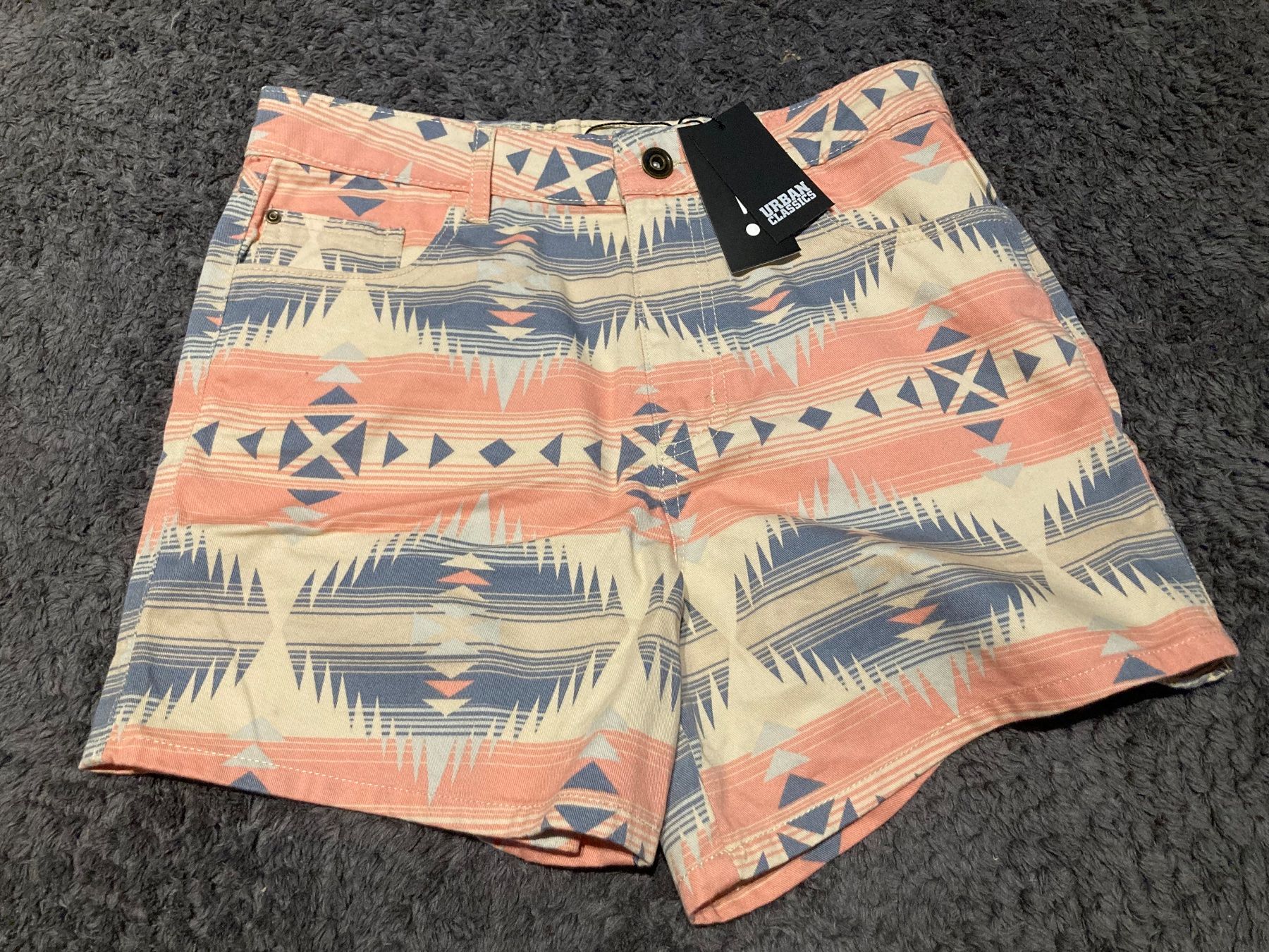 Jeans: Short en jeans – Neuf avec emballage d'origine à Chancy par dia_tb2t 1