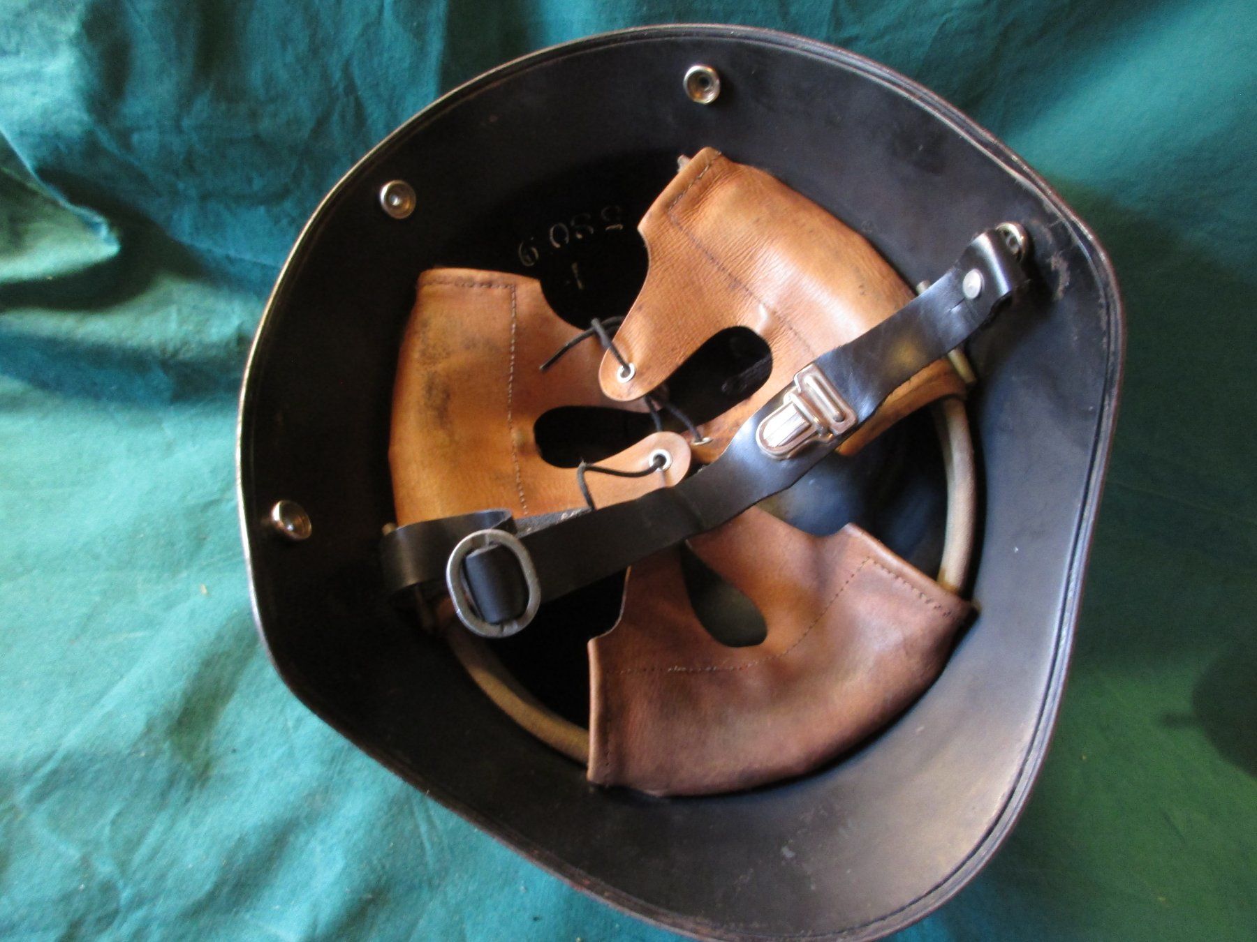 Schweizer Armee Stichwaffen: Helm (3) – Gebraucht aus Bowil von vifi01 6