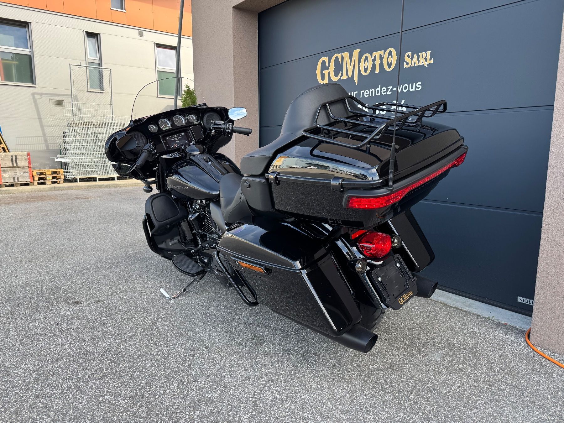 Harley-Davidson Touring: Harley Davidson Electra Glide 114 LEASING POSSIBLE – Usato da Echallens venduto da HD90 5