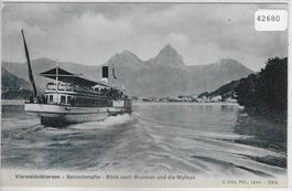 Salondampfer - Blick nach Brunnen