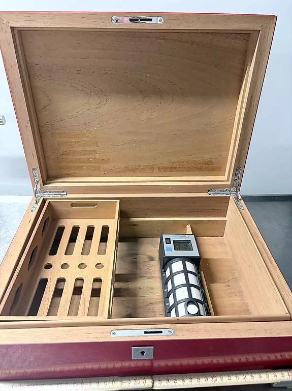 Humidore: HUMIDOR – Gebraucht aus Altnau von ja__2m99 2