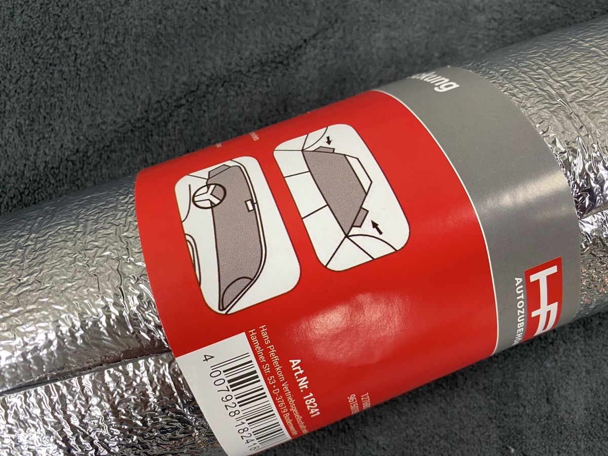 Coperture: Abdeckung Sonnenschutz für die Frontscheibe eines Vans – Nuovo e nell'imballaggio originale da Hägglingen venduto da Karin0802 2