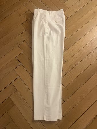 Pantalon blanc neuf avec étiquette. Vanessa Seward