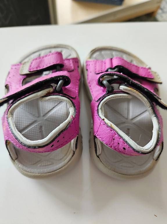 Columbia Schuhe für Jungen: Columbia Baby Sandalen – Neu (gemäss Beschreibung) aus Zollikofen von nel_5f8w 1