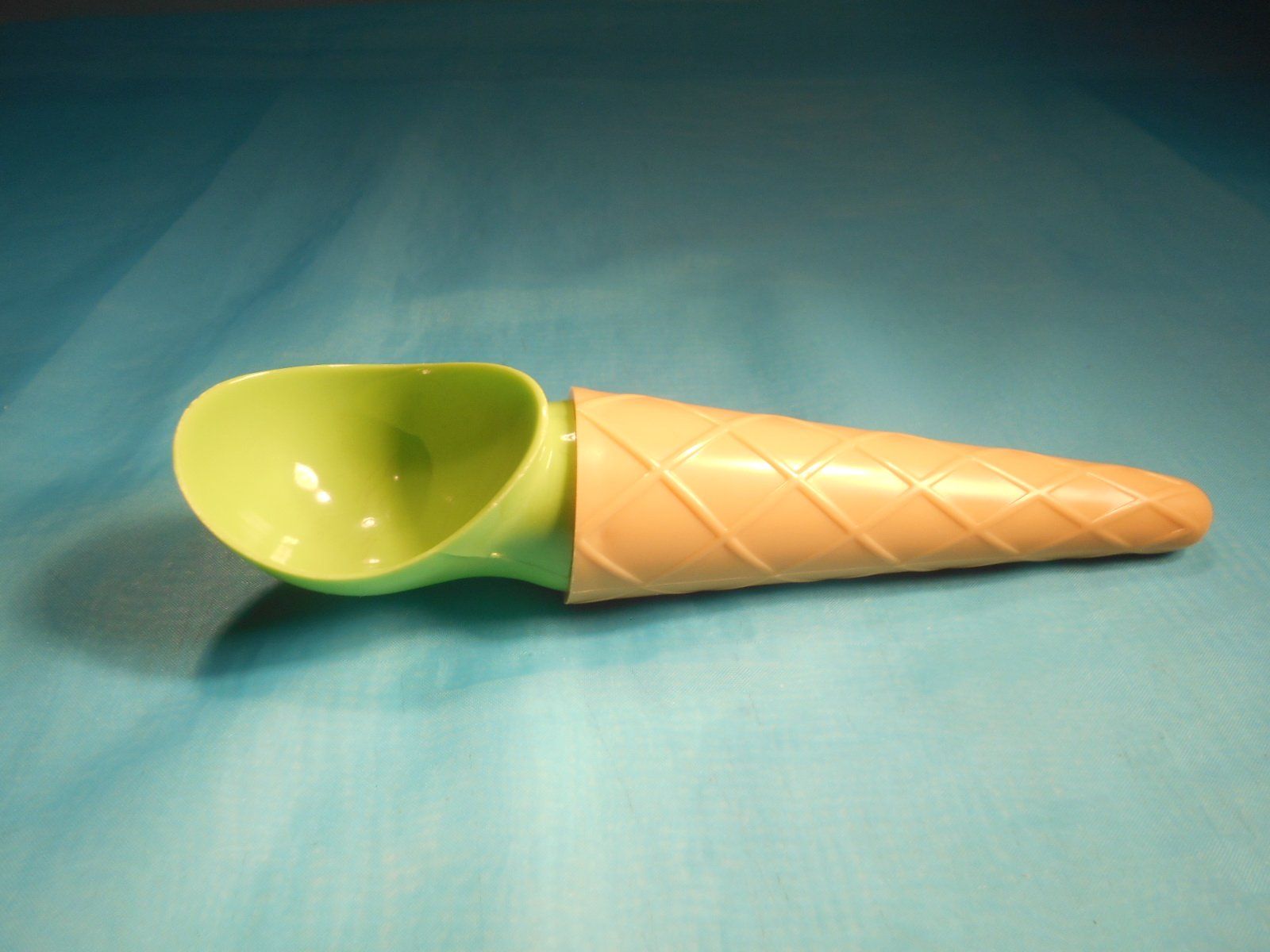 Cucchiai: Eisportionierer, Kunststoff, L: 20cm – Nuovo (secondo la descrizione) da Bellach venduto da JingleCherry