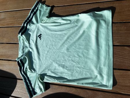 Adidas Sport Shirt Gr.128 Hellgrün neuwertig 