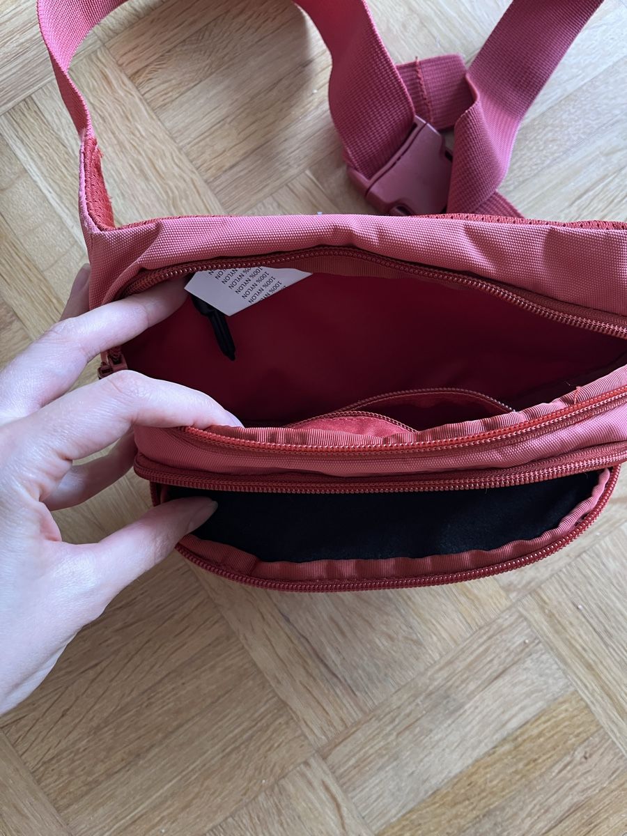 Dakine Borse: Banane Dakine  – Usato da Lausanne venduto da jen_jeon 1
