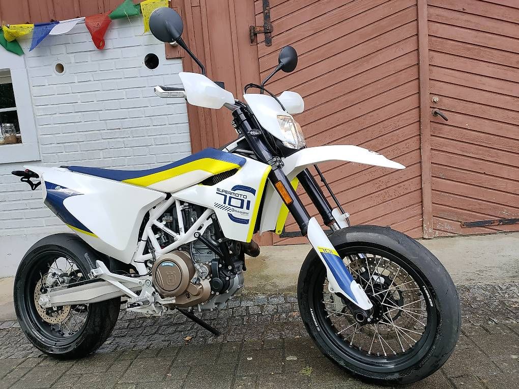 Strada: Husquarna Supermoto 701 – Usato da Bichwil venduto da Thogme 3