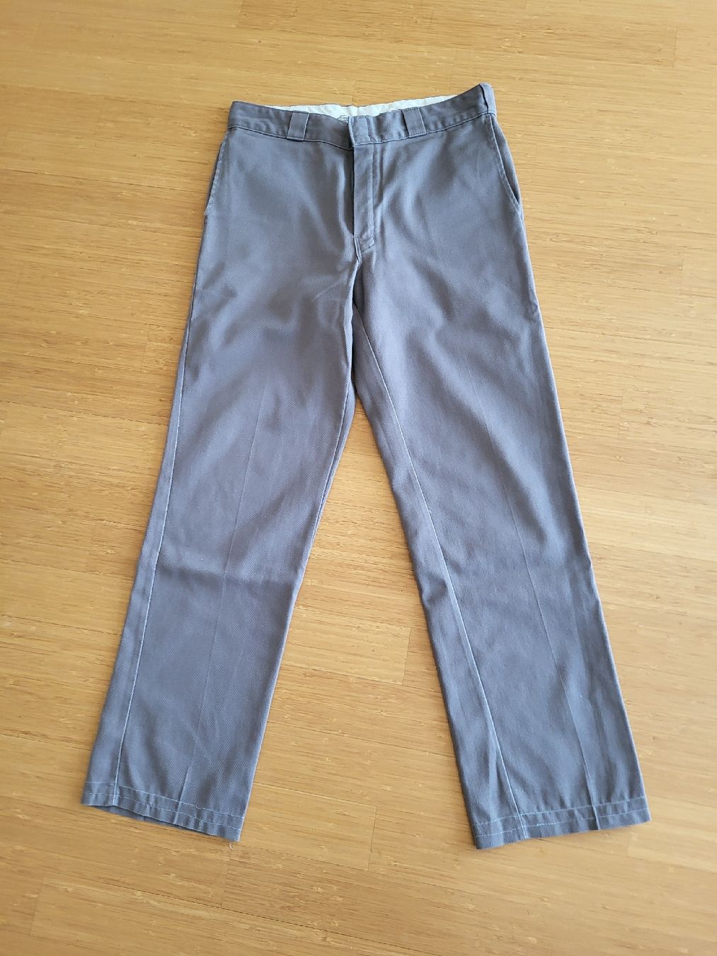 Dickies Pantalons: Dickies Herren Hose, grau, Grösse 34/32 – D'occasion à Winterthur par GAM90