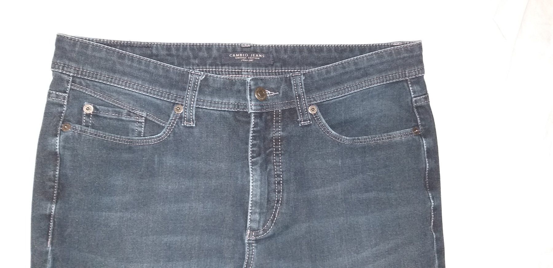 Cambio Jeans: Jeans CAMBIO VINTAGE EDITION    Taille/Grosse M – Usato da Cossonay-ville venduto da Super-Price-Quality 1