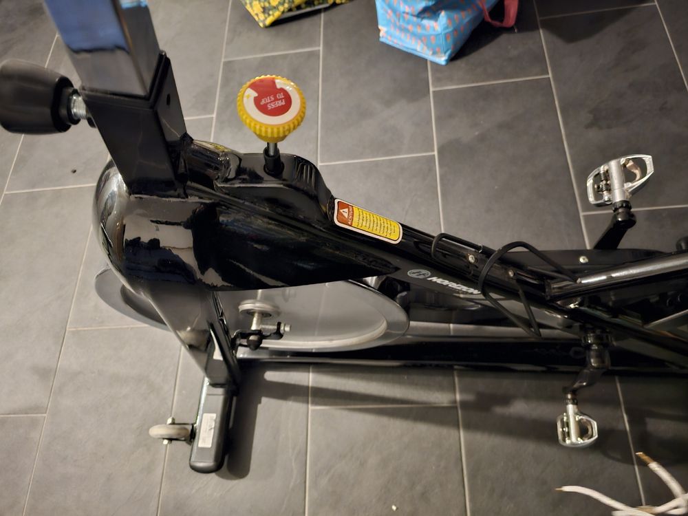 horizon fitness indoor cycle s3