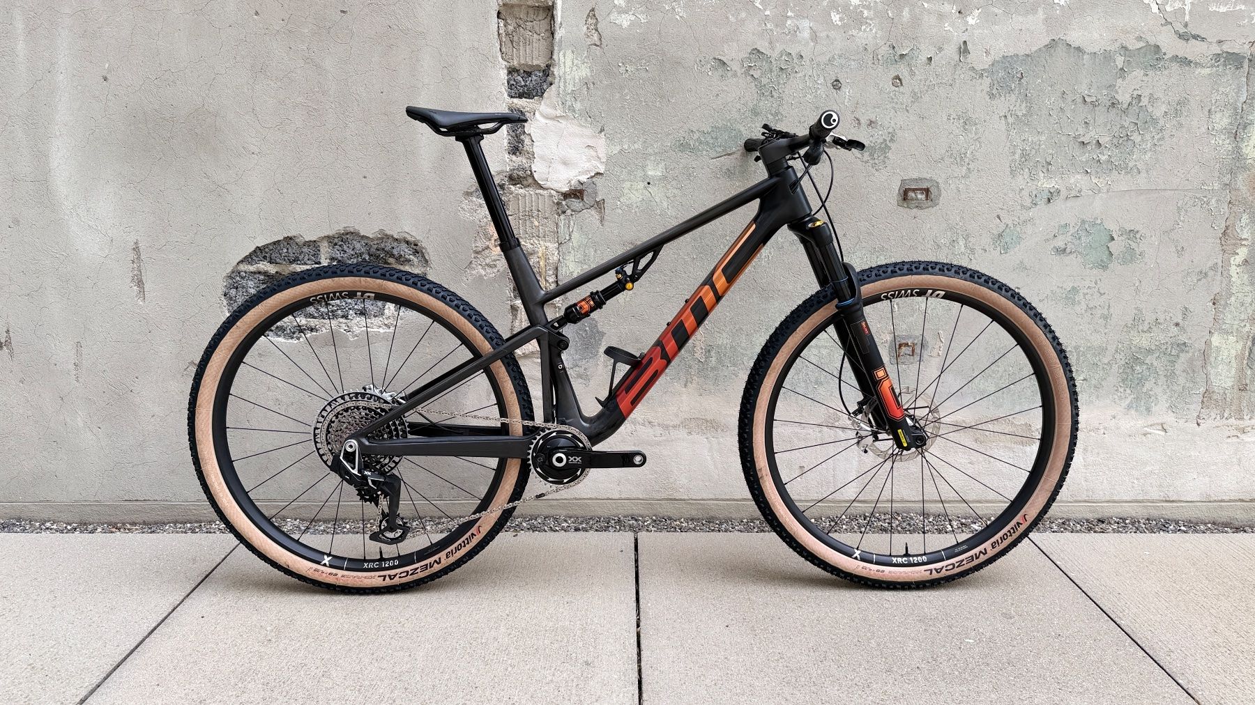 BMC Velos: BMC Fourstroke R 01 ONE – Neu (gemäss Beschreibung) aus Stettlen von Drift.Bike.Shop.Bern