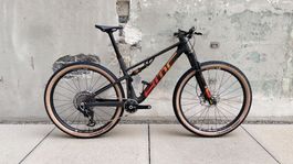 BMC Fourstroke R 01 ONE