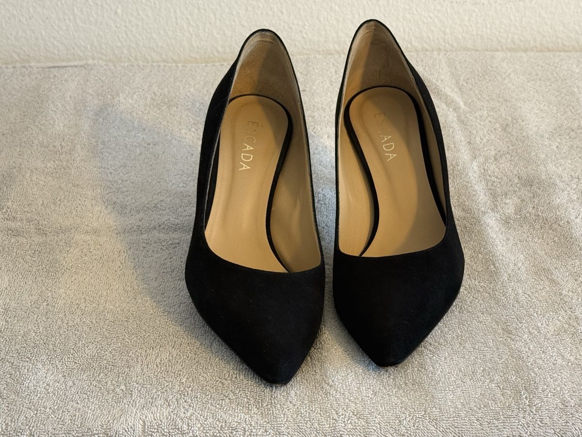Damenschuhe: Escada Designer-Pumps Schwarz Gr. 40 – Gebraucht aus Affoltern am Albis von yumalee 4