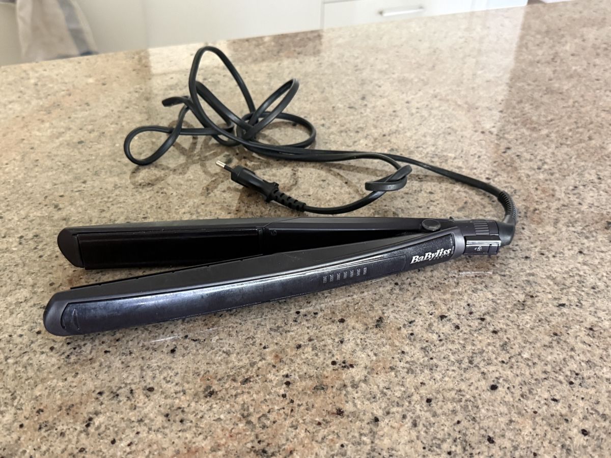 BaByliss Piastre & Arricciacapelli: Piastra babyliss – Usato da Losone venduto da lis_s9cf
