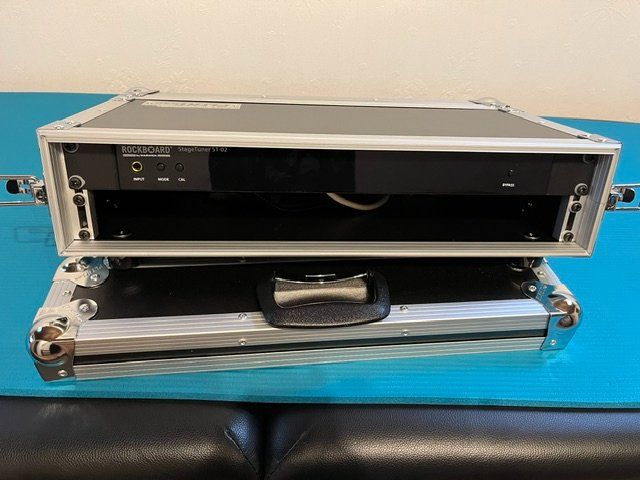 Musikinstrumente: Flighcase avec accordeur – Neu (gemäss Beschreibung) aus Vicques von D2r2 2