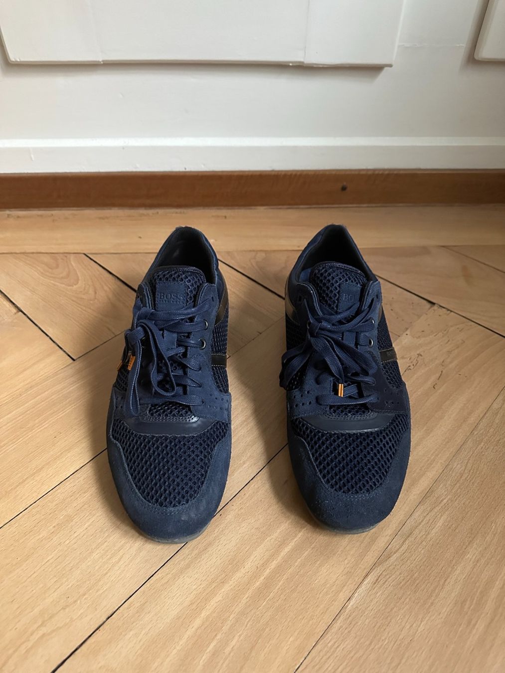 Hugo Boss Chaussures hommes: HUGO BOSS - Sneaker dunkelblau 43 – D'occasion à Zürich par Diazaio 1