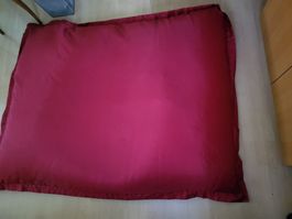 Roter Sitzsack, Wasserabweisend