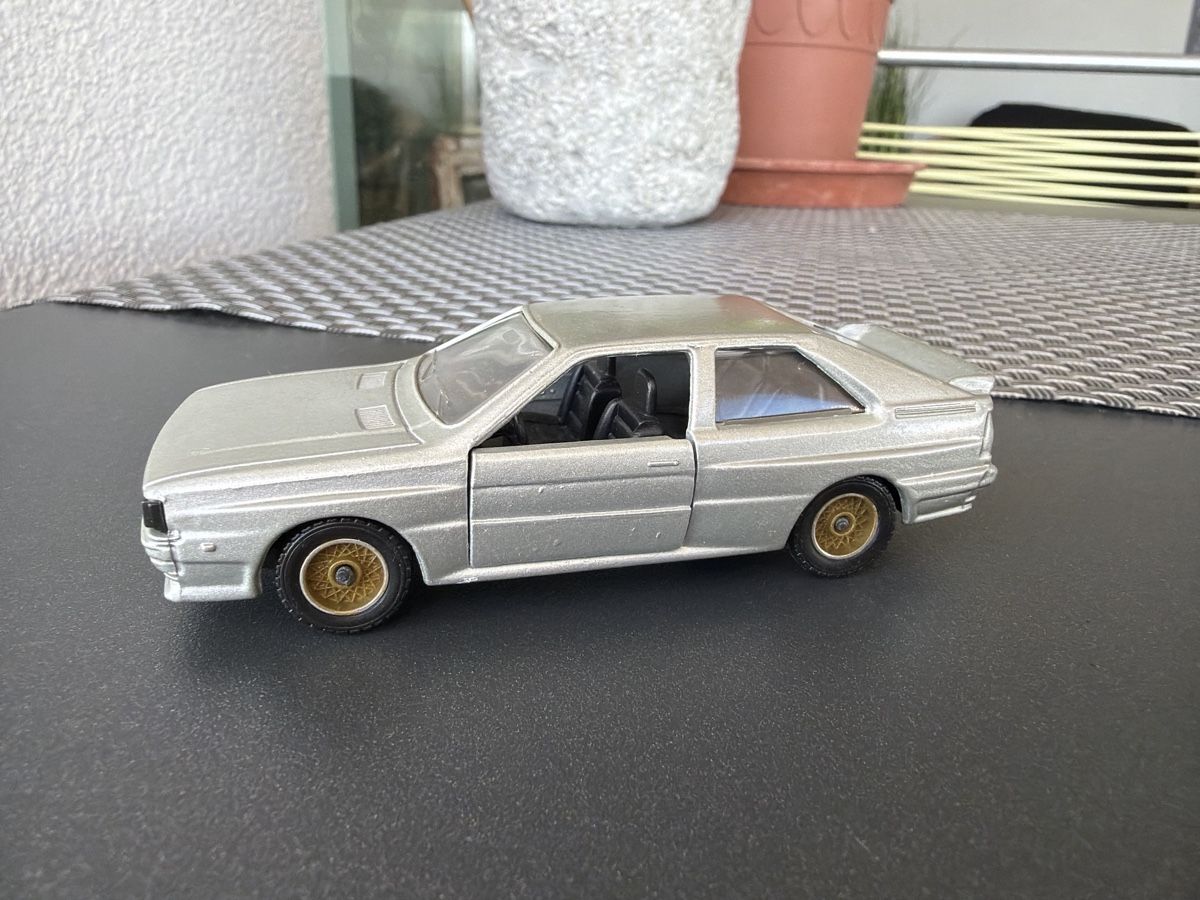 Solido Modellini d'auto: Audi Urquattro silver - 1/43 - Solido – Usato da Wolfwil venduto da Rolex1 1