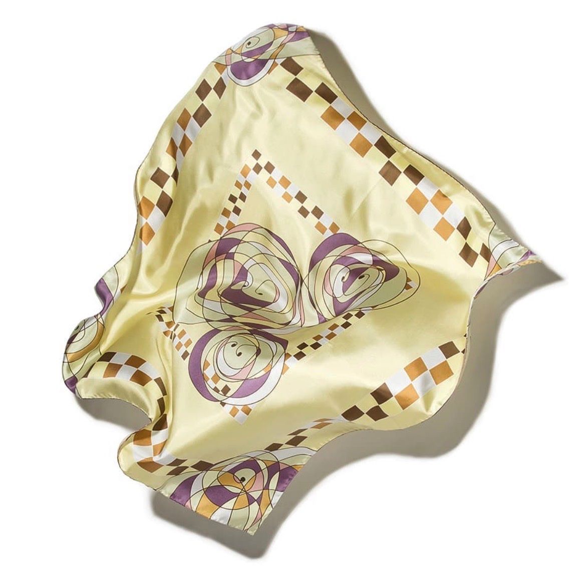 Foulard & Sciarpe: New Silk Scarf 90x90 – Usato da Stäfa venduto da Kristinetta