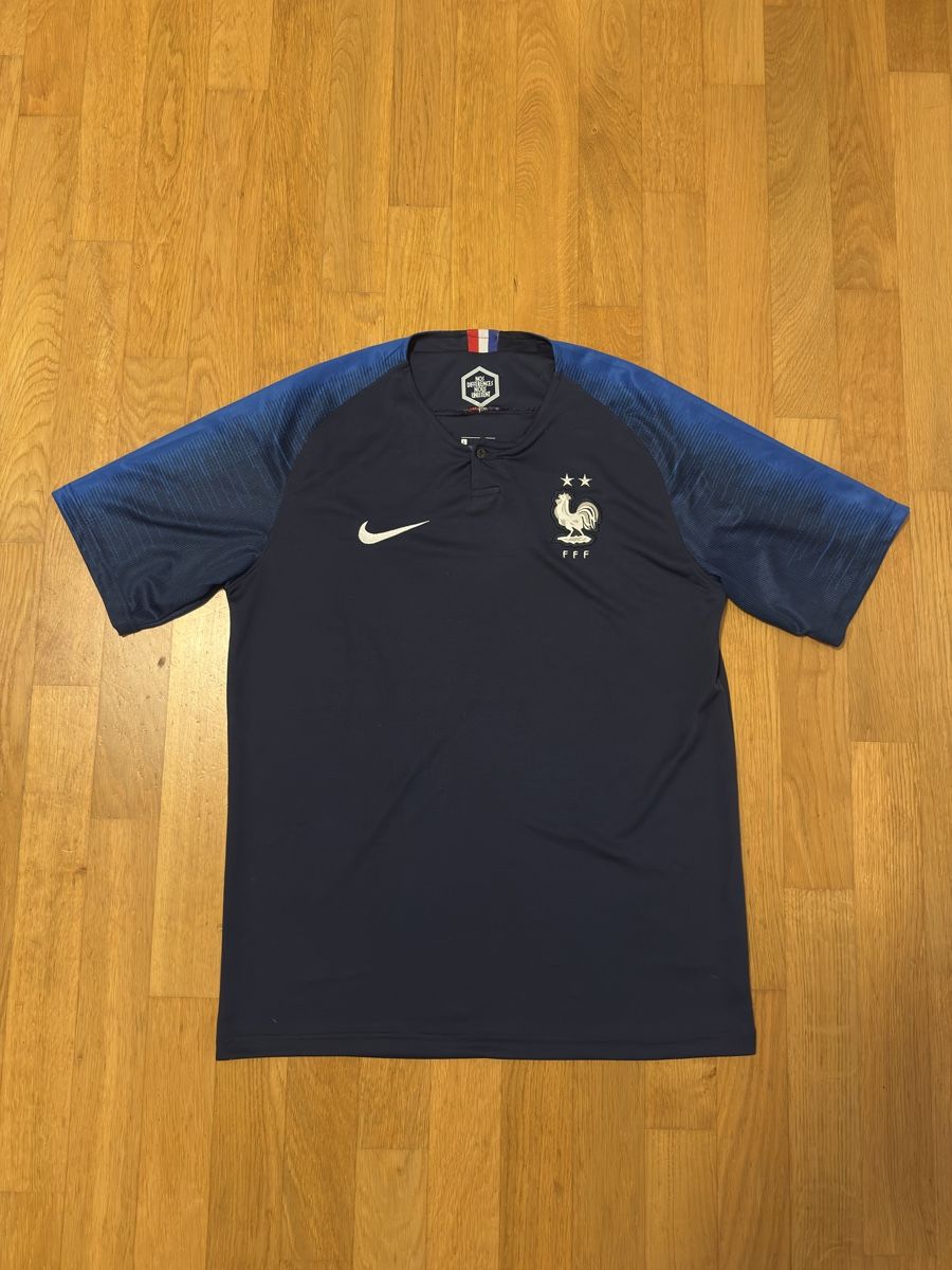 Nike Canottiere & Pantaloni: Frankreich Trikot Grösse L – Nuovo (secondo la descrizione) da Winterthur venduto da GinaMila