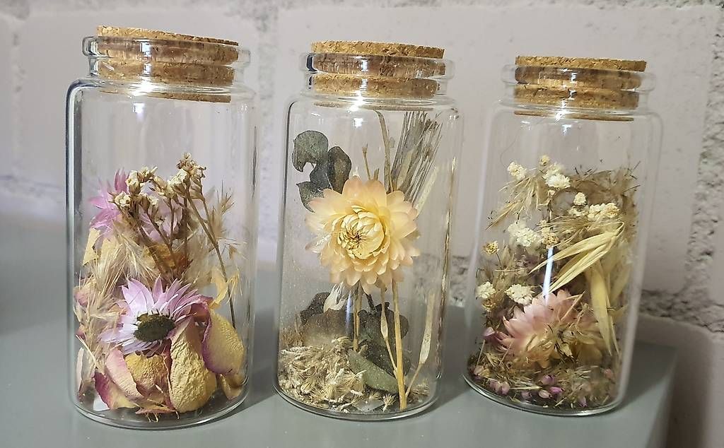 Tutte le decorazioni: 3 hübsche Dekogläser mit Blumen – Nuovo (secondo la descrizione) da Riedholz venduto da Suroman