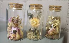 3 hübsche Dekogläser mit Blumen