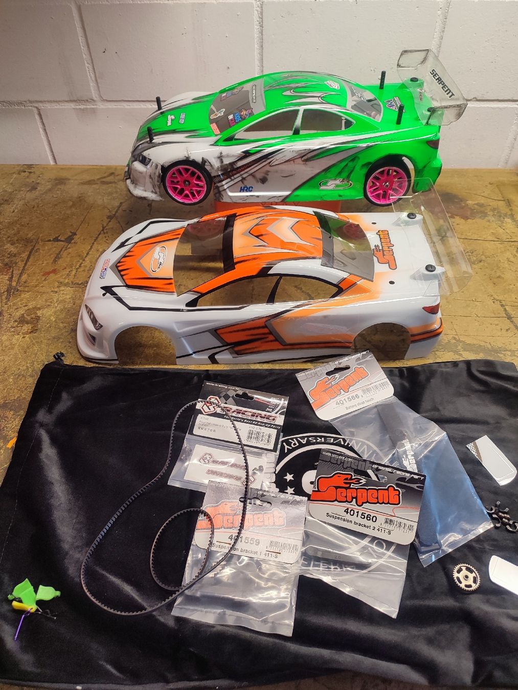 Serpent Modellismo RC: Serpent Tourenwagen 1:10 S411 Roller – Difettoso da Schweizersholz venduto da Toni2000