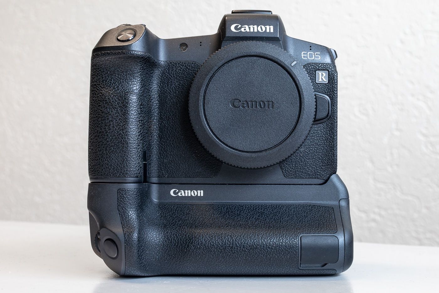 Canon Kamera: Canon EOR R Kamera inkl. Batteriegriff – Gebraucht aus Embrach von Toska