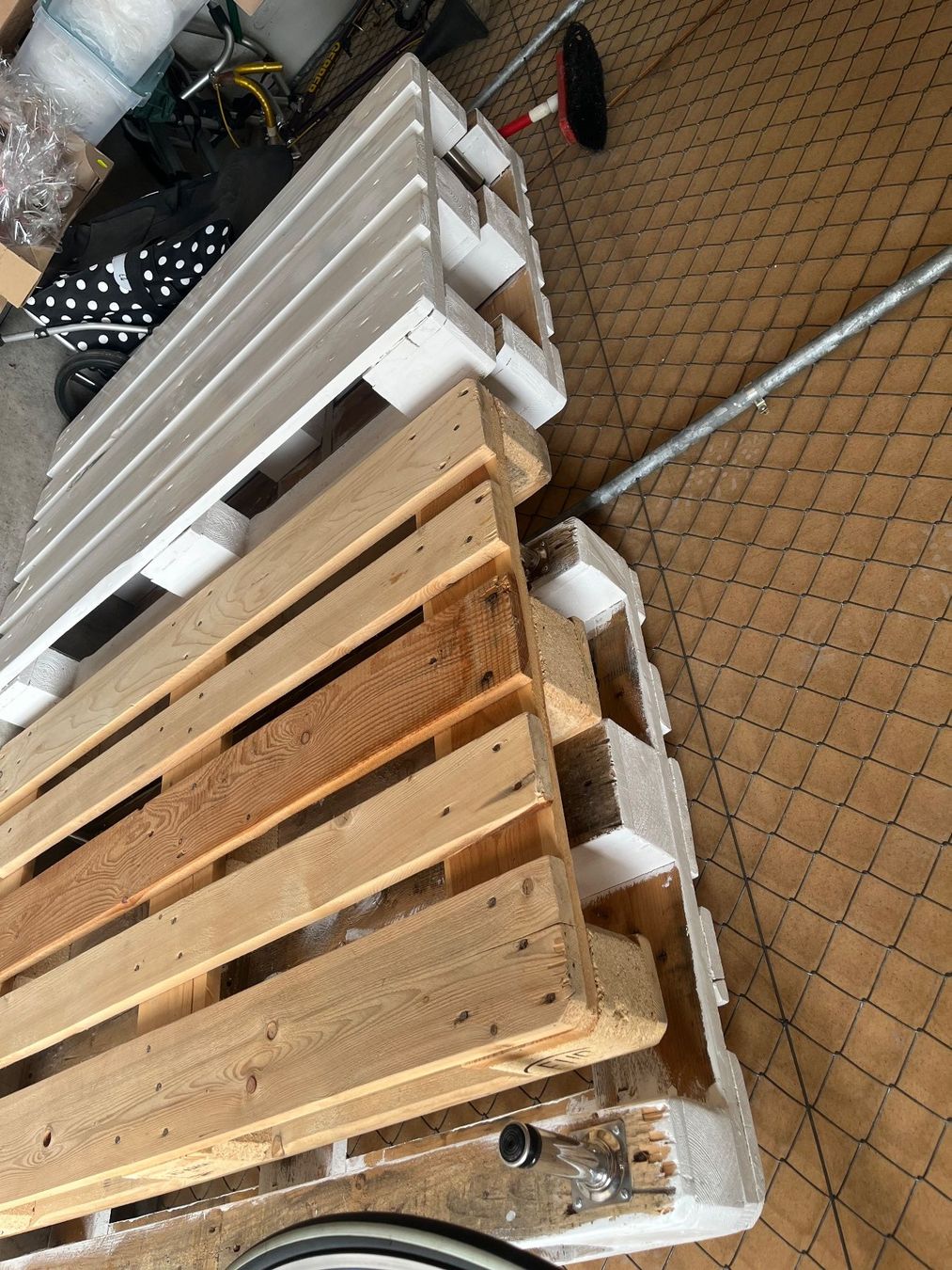 Pallets: Palett – Usato da Brugg AG venduto da coldarmente