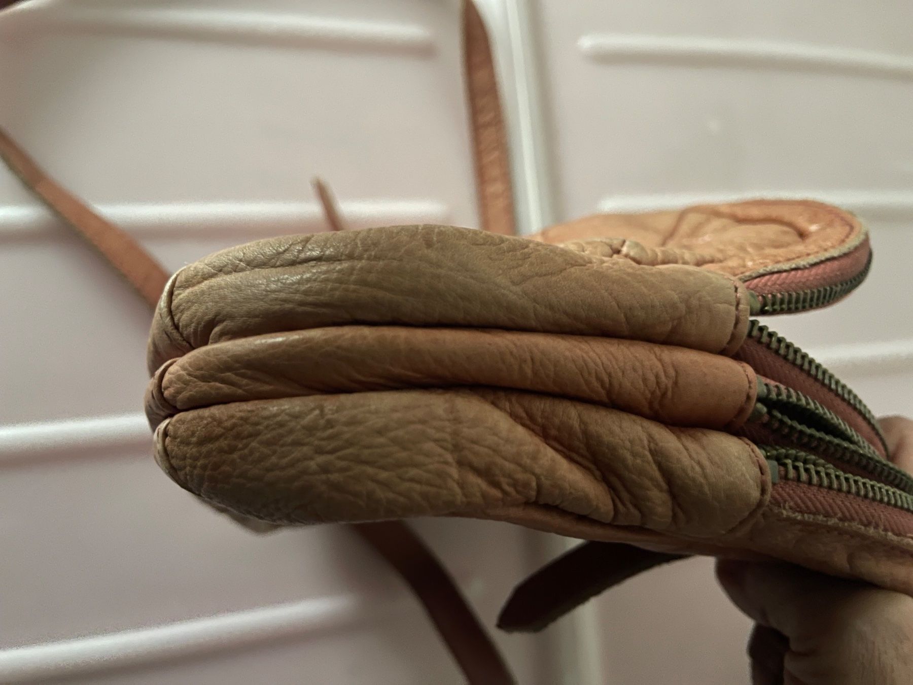 Liebeskind Taschen für Damen: Liebeskind Tasche – Gebraucht aus Hinterkappelen von lid_9h7j 3