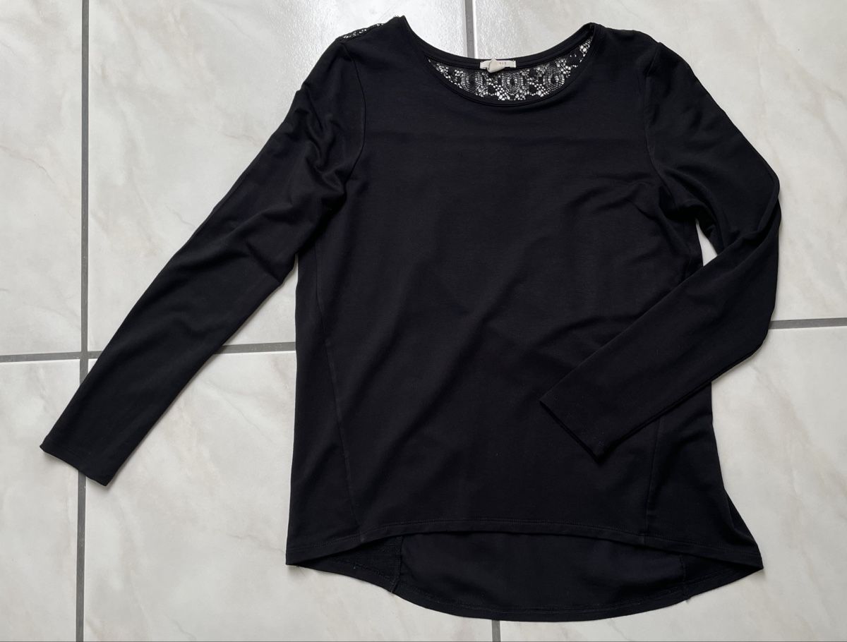 Esprit Camicette: Schwarze Esprit-Bluse mit Spitze, Grösse S – Usato da Bettingen venduto da Majvi 2