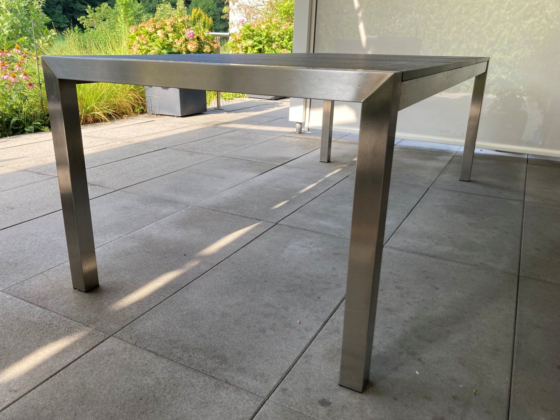 Tische: Gartentisch Edelstahl/Granit Anthrazit – Gebraucht aus Brittnau von CRU26 4