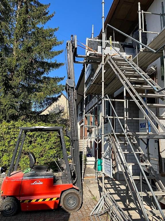 Linde Carrelli elevatori e a forche: Elektrostapler Linde mit neuwertiger Batterie – Usato da Ossingen venduto da BCM-40 4