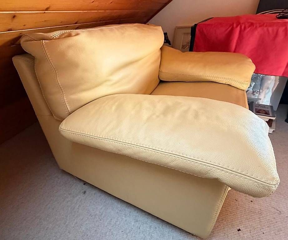Sofas: Canapé 2 places + 2 Fauteuils – D'occasion à Epalinges par pat_cg8y 2