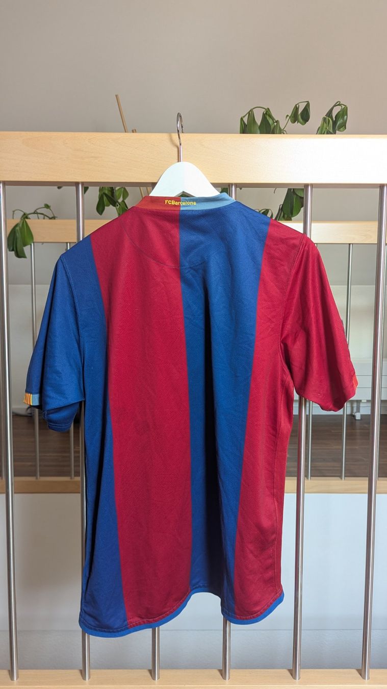 FC Barcelona Leibchen & Hosen: Fc Barcelona 2007/2008 Heimtrikot Grösse M – Gebraucht aus Zürich von DebsBre 1