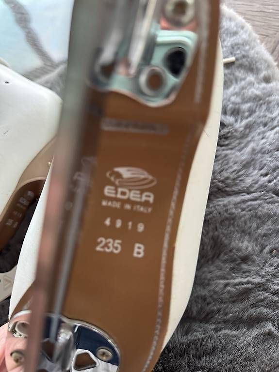 Schlittschuhe: Edea Chorus Eiskunstlaufschuhe   235B - Legacy 8 3/4 – Gebraucht aus Kriens von fjp_77ry 2