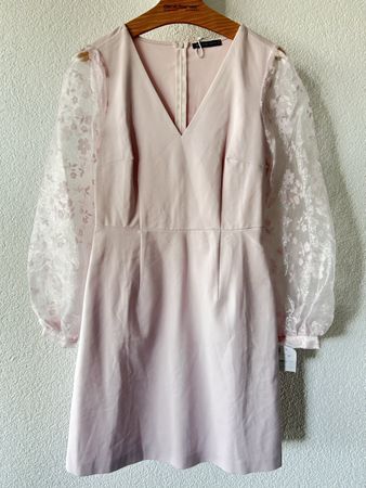 Schönes romantisches Kleid in rosa M