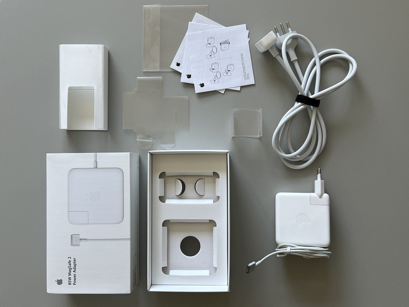 Apple Caricabatterie: Apple 85W MagSafe 2 Power Adapter A1424 mit Originalbox – Usato da Zürich venduto da Kollege7 3