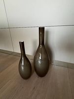 'Vasenpaar Design-Glas, Olivgrün  50 & 40 cm