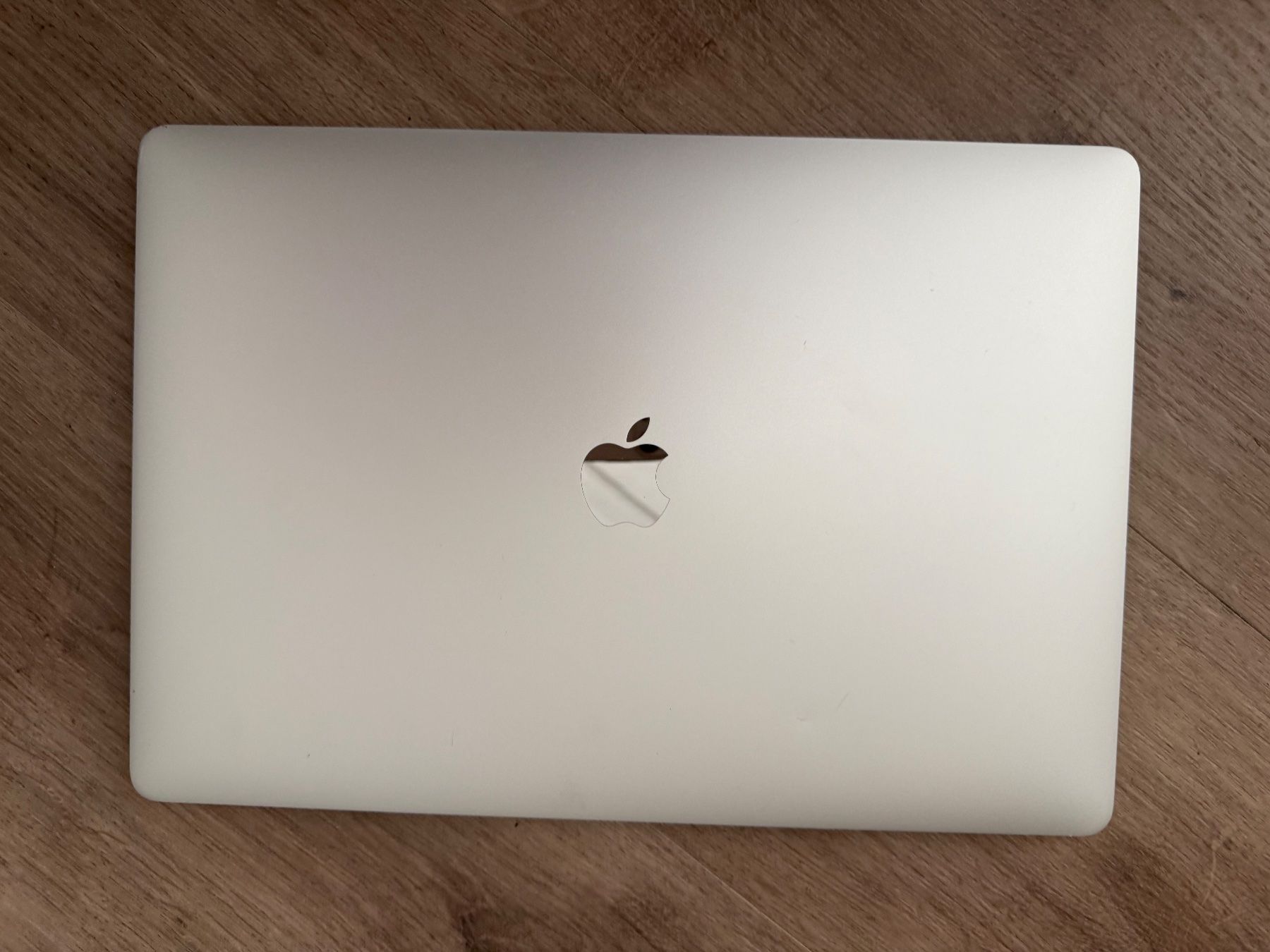 Apple Notebook: MacBook Pro 15 Zoll – Usato da Siebnen venduto da icrservicesolutions 2