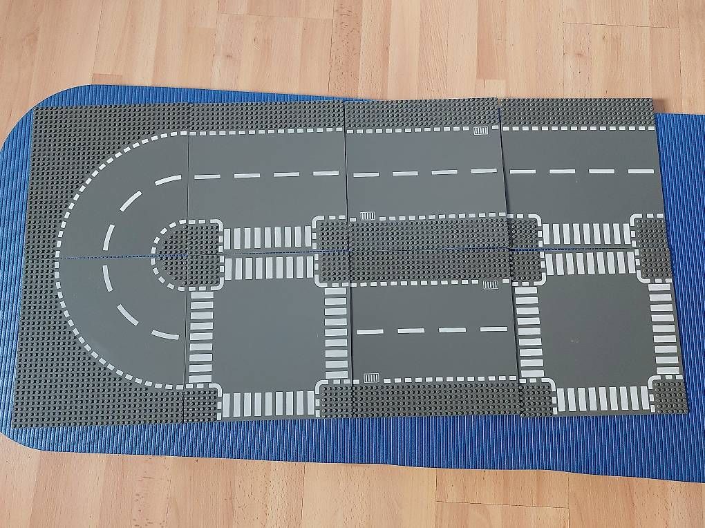 Lego Jeux de construction: Lego 8x Strassenplatten – D'occasion à Baar par Scofield77
