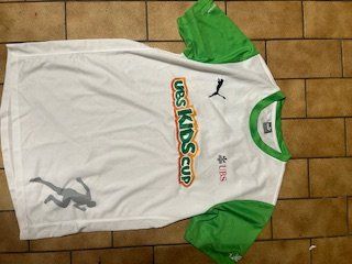 Diverse Kinderkleider