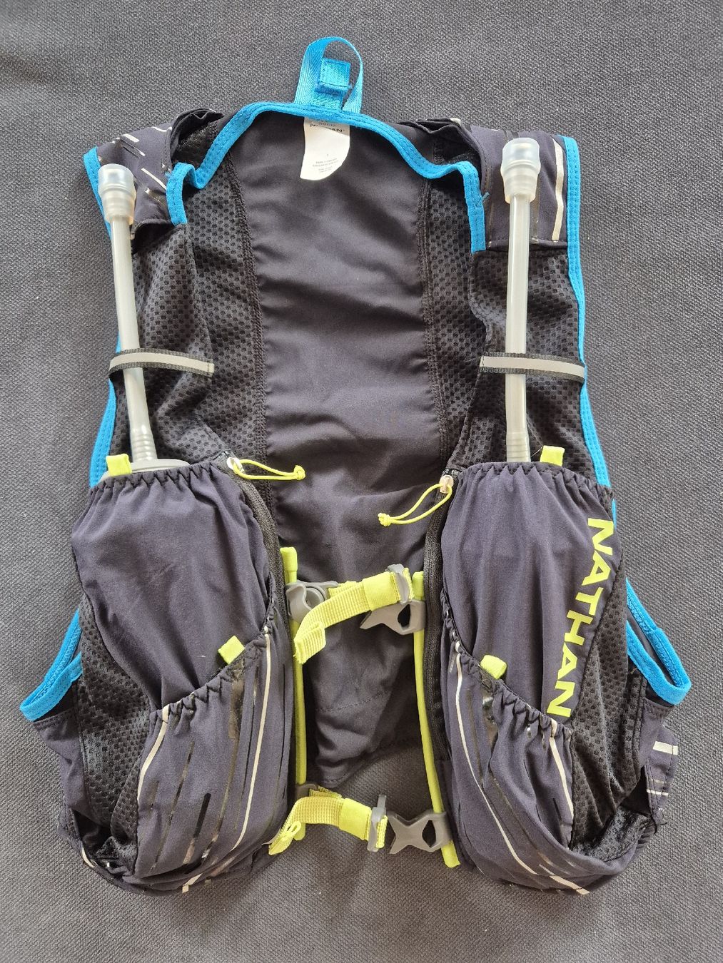 Gilet & Giacche: Nathan Pinnacle 4 Laufweste – Nuovo (secondo la descrizione) da Münsingen venduto da always_7